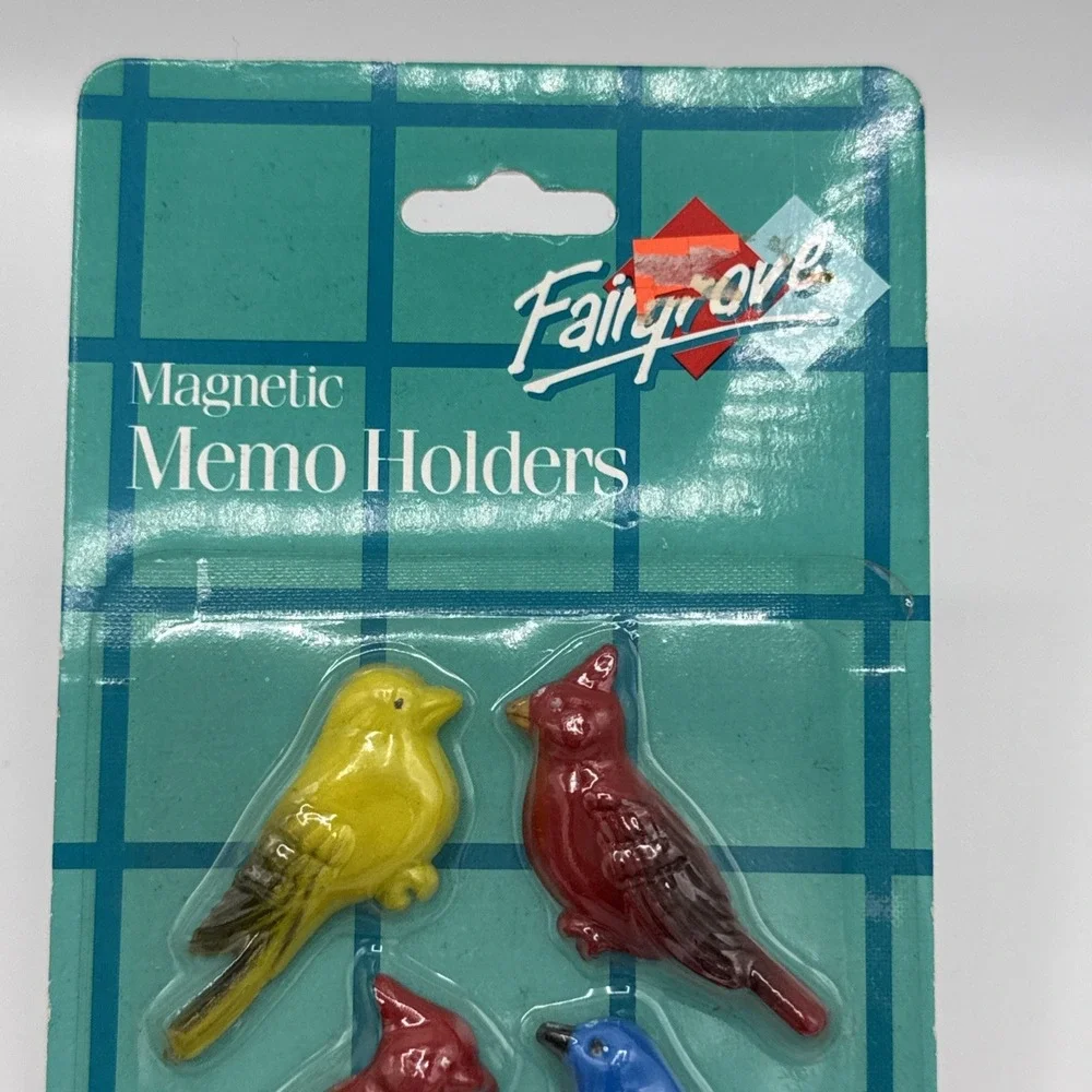 Fairgrove Magnets Birds Cardinals 1992 New Old Stock Magnetic Memo Holders